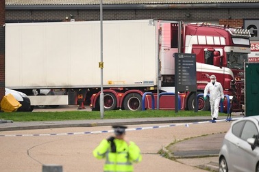 Cảnh sát Anh tin 39 nạn nhân trong xe tải là người Việt