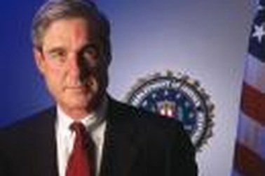 Giám đốc FBI suýt “sập bẫy” tin tặc