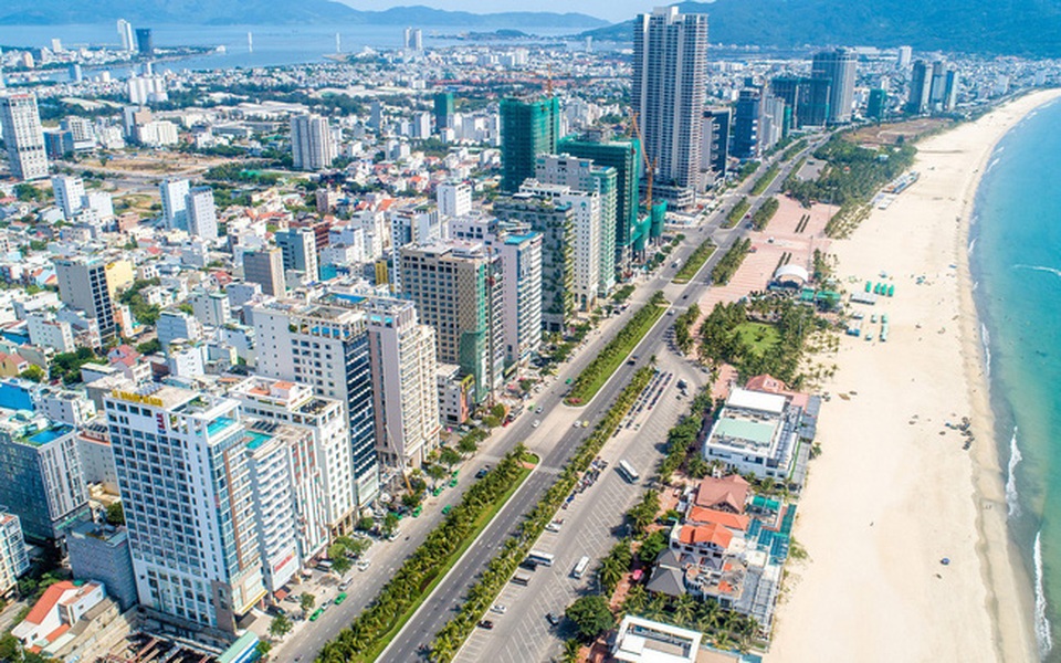 Cấp “sổ đỏ” cho condotel, 50 ngành khác hưởng lợi ngoài bất động sản? - 1 Cấp “sổ đỏ” cho condotel, 50 ngành khác hưởng lợi ngoài bất động sản? - 1