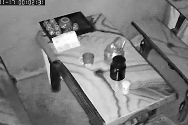 Hình ảnh đồ đạc rung lắc khi trận động đất xảy ra tại Lào