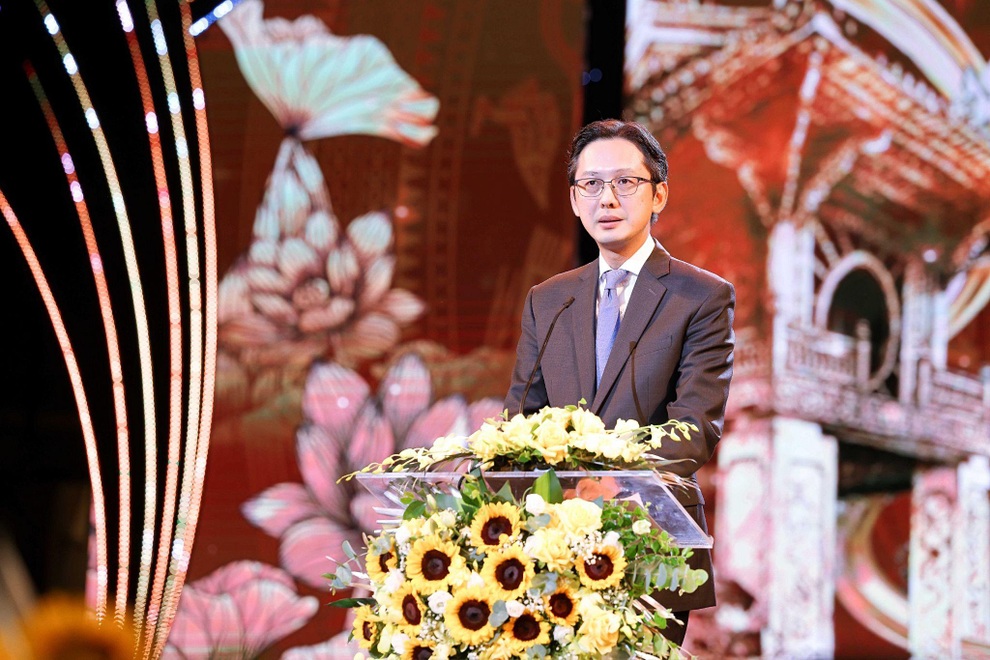 Thông điệp về lòng tự hào dân tộc trong Gala Tiếng Việt thân thương 2024 - 1 Thông điệp về lòng tự hào dân tộc trong Gala Tiếng Việt thân thương 2024 - 1