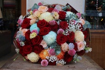 Chủ tiệm kể chuyện đại gia đặt bình hoa 35 triệu đồng tặng vợ dịp Valentine