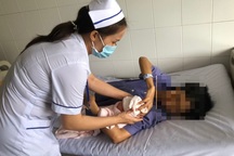 15 phút cứu sống mẹ con sản phụ bị tim bẩm sinh nặng