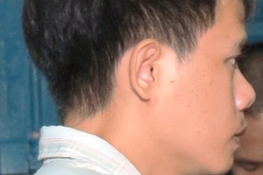 Gã bán cá mua dâm rồi giết cô gái bán vé số