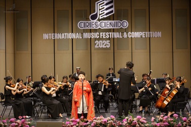 Cậu bé 13 tuổi hát opera đoạt Giải nhất tại cuộc thi Crescendo 2025