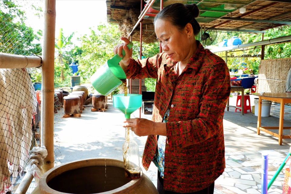 Chuyện về người phụ nữ gìn giữ nghề làm nước mắm ở Cần Thơ - 2 Chuyện về người phụ nữ gìn giữ nghề làm nước mắm ở Cần Thơ - 2