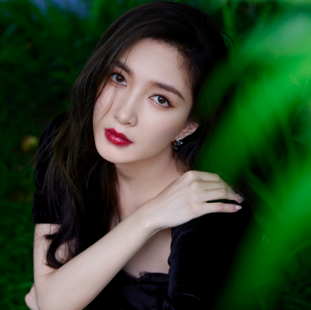 Giang Sơ Ảnh: Mối tình tan vỡ với Hồ Ca, bị đồn cướp chồng đàn chị - 7 Giang Sơ Ảnh: Mối tình tan vỡ với Hồ Ca, bị đồn cướp chồng đàn chị - 7