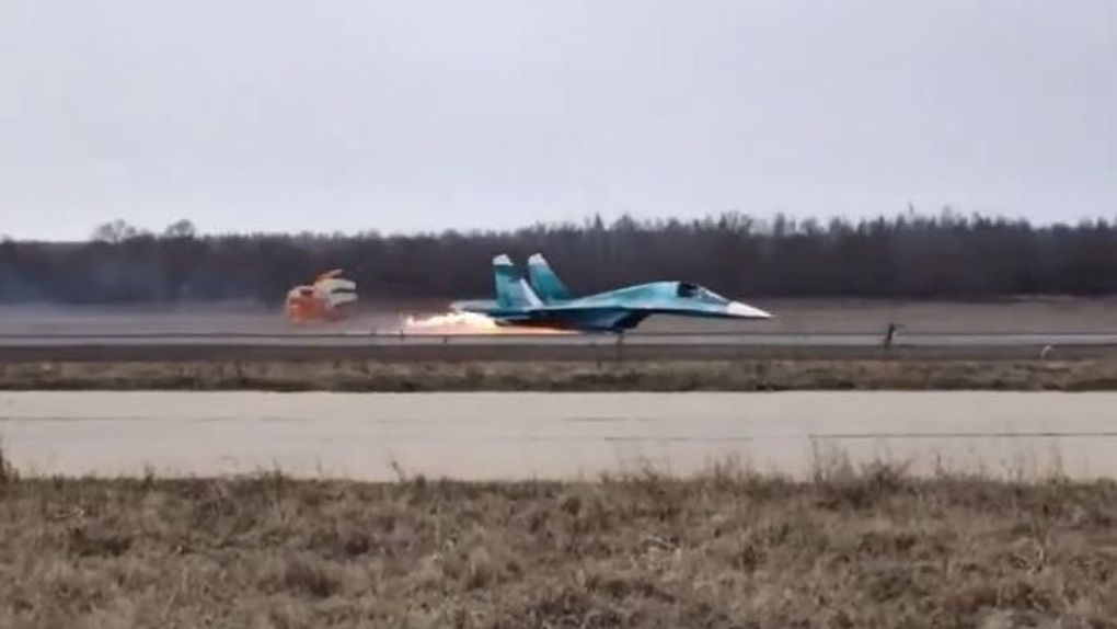 Quyết định phút chót đã giúp phi hành đoàn Nga cứu xe tăng bay Su-34 - 1 Quyết định phút chót đã giúp phi hành đoàn Nga cứu xe tăng bay Su-34 - 1