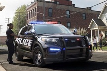 Xe cảnh sát Mỹ - Bản sao của Ford Explorer thế hệ mới