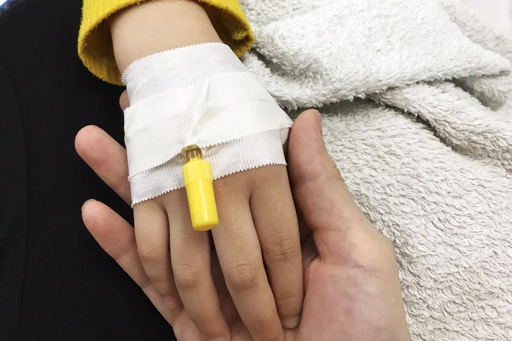 Mẹ có con co giật sau ăn bánh su kem: Tính mạng không thể đo đếm thiệt hại - 3 Mẹ có con co giật sau ăn bánh su kem: Tính mạng không thể đo đếm thiệt hại - 3
