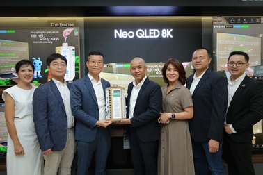 Samsung hợp tác cùng Tập đoàn Thế Giới Di Động xử lý pin cũ