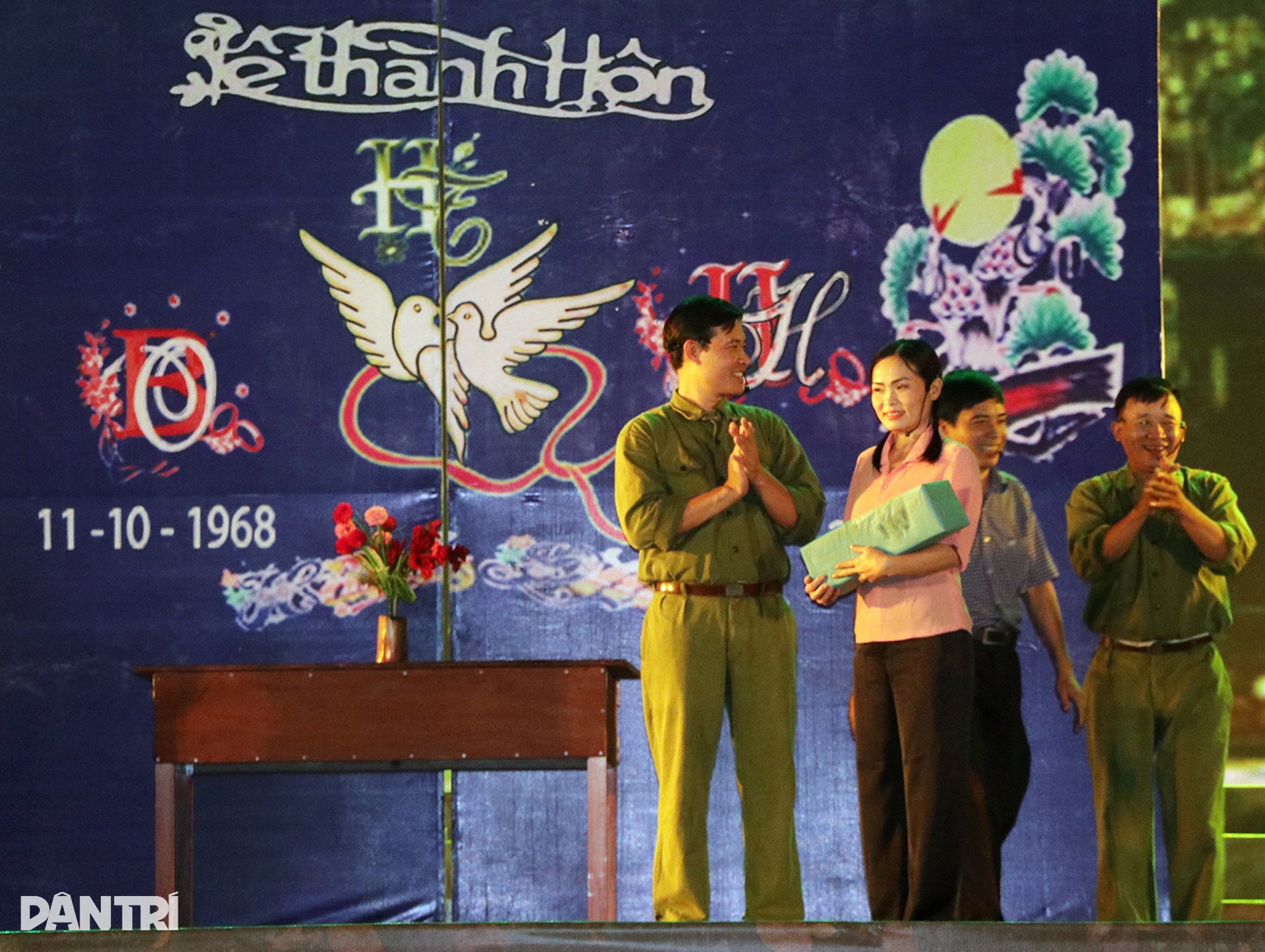 Bình minh thao thức - vở kịch xúc động về những người làm nên huyền thoại - 4