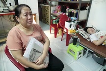 Nữ sinh trường y thoi thóp trên giường bệnh, bố mẹ van xin con được sống