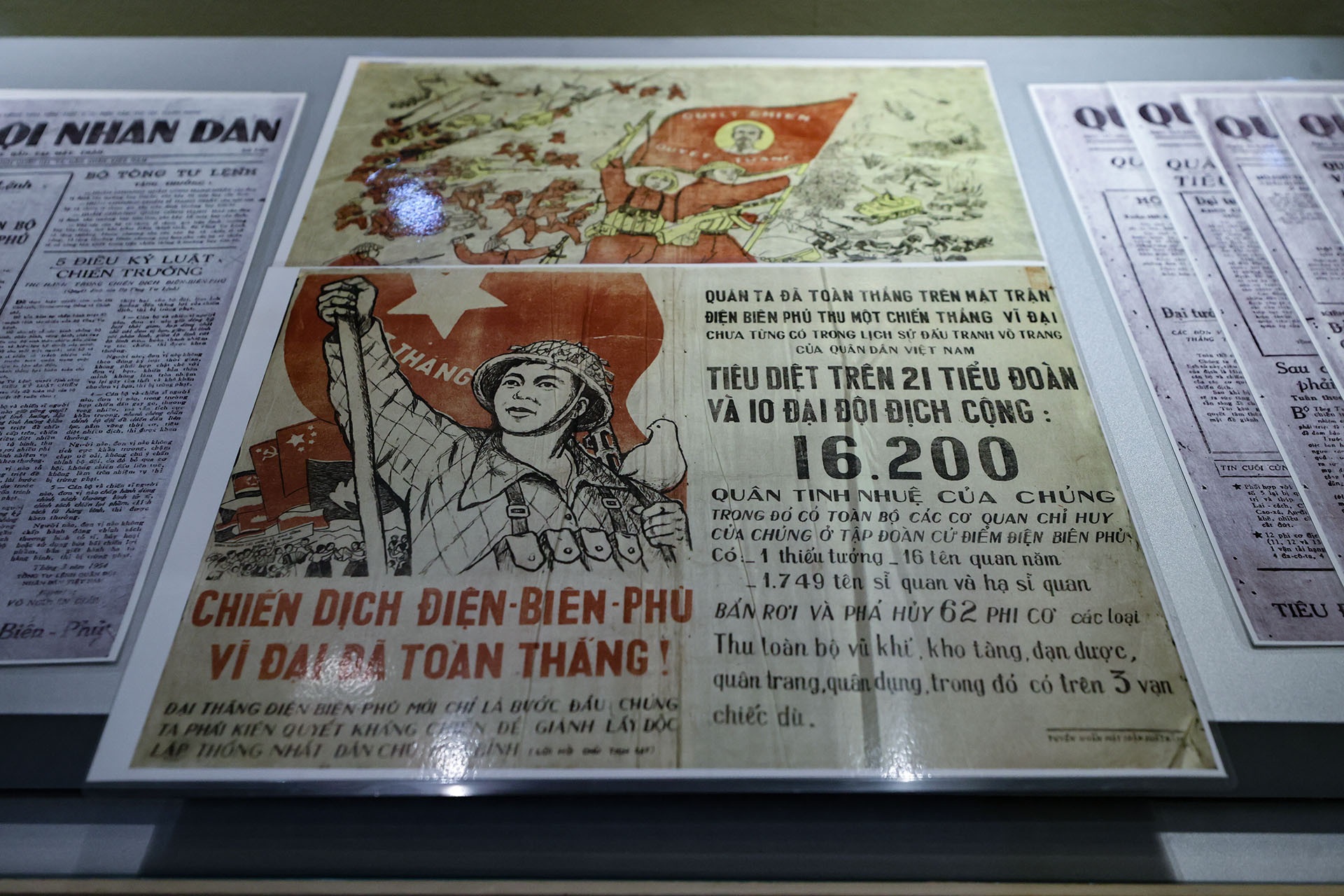 bao QDND.jpg bao QDND.jpg