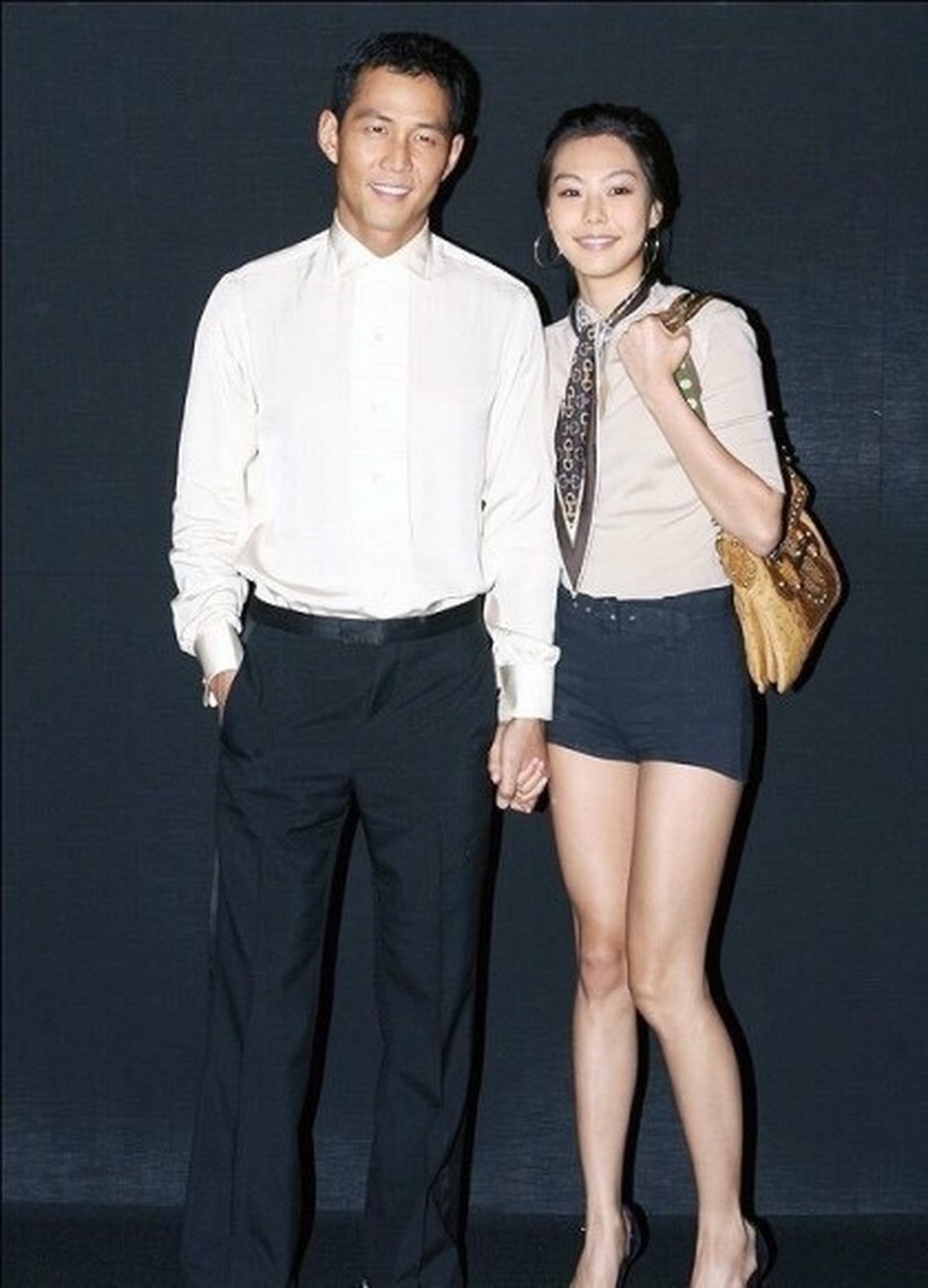 Lee Jung Jae: Tượng đài nghệ thuật xứ Hàn và chuyện tình với nữ CEO giàu có - 9 Lee Jung Jae: Tượng đài nghệ thuật xứ Hàn và chuyện tình với nữ CEO giàu có - 9