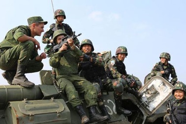 Nga -Trung khó hình thành liên minh quân sự