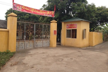 Can phạm hiếp dâm trẻ em tự tử trong trại giam