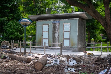 Công viên Tuổi Trẻ Thủ đô bị "bỏ quên", xuống cấp nghiêm trọng