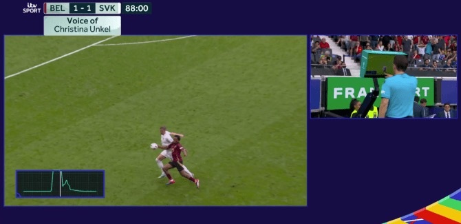 Lukaku bị từ chối bàn thắng bởi công nghệ chưa từng xuất hiện trong bóng đá - 2 Lukaku bị từ chối bàn thắng bởi công nghệ chưa từng xuất hiện trong bóng đá - 2