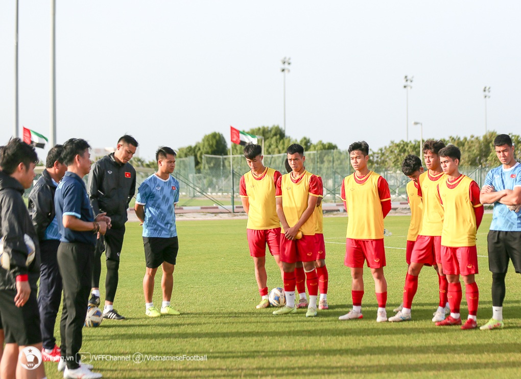 HLV Hoàng Anh Tuấn khó xử trước ngày chốt danh sách U20 Việt Nam - 2 HLV Hoàng Anh Tuấn khó xử trước ngày chốt danh sách U20 Việt Nam - 2