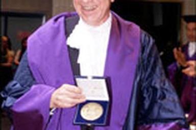 Giải Nobel kinh tế 2006 lại thuộc về người Mỹ