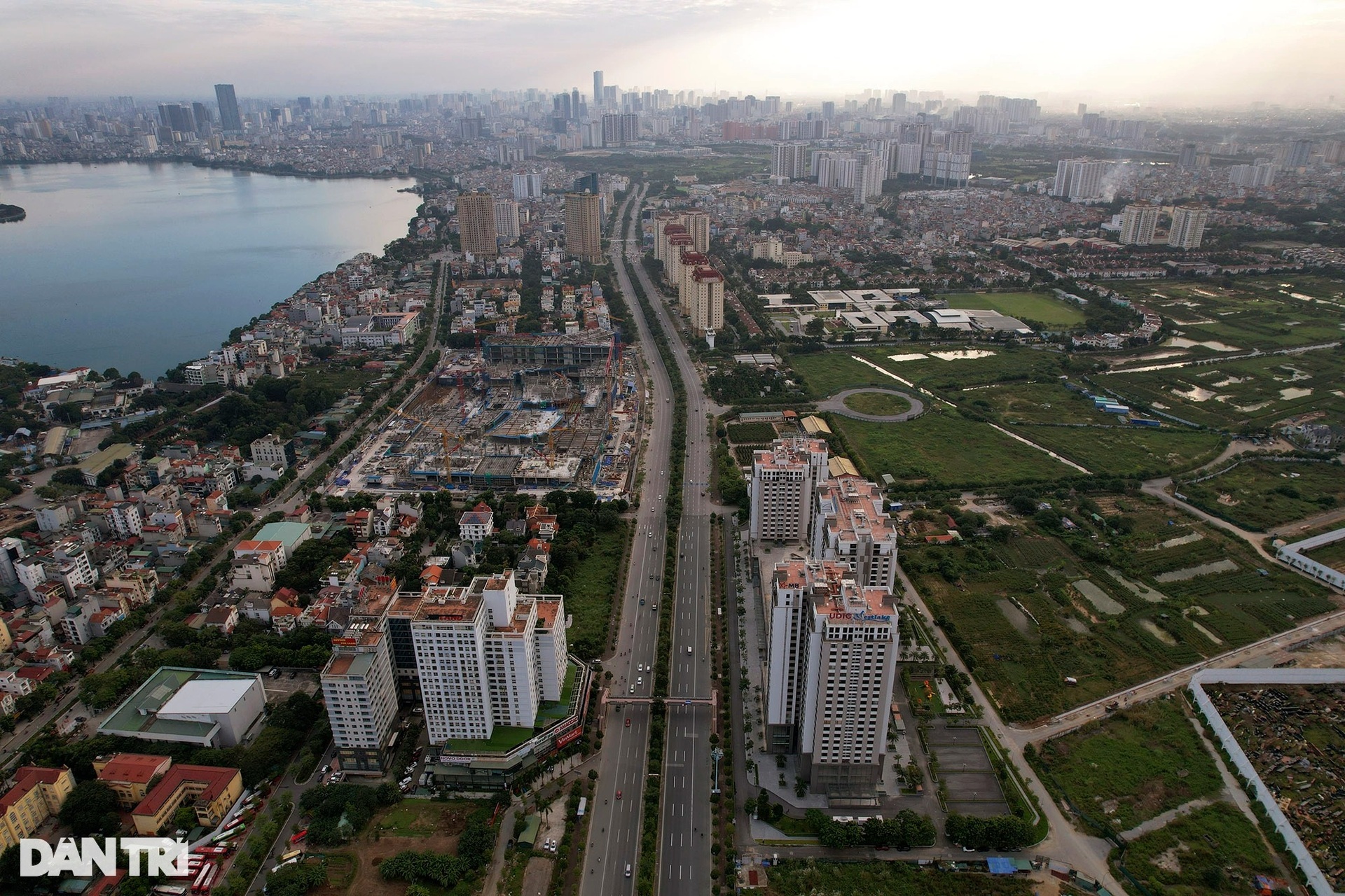 Từ bốn phương nhìn về khu vực trung tâm TP Hà Nội - 2