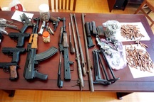 Từ 2 vỏ đạn trên đường, tóm được hai đối tượng bán súng quân dụng qua mạng