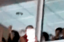 Vợ chồng ông Obama nhảy tưng bừng tại buổi hòa nhạc