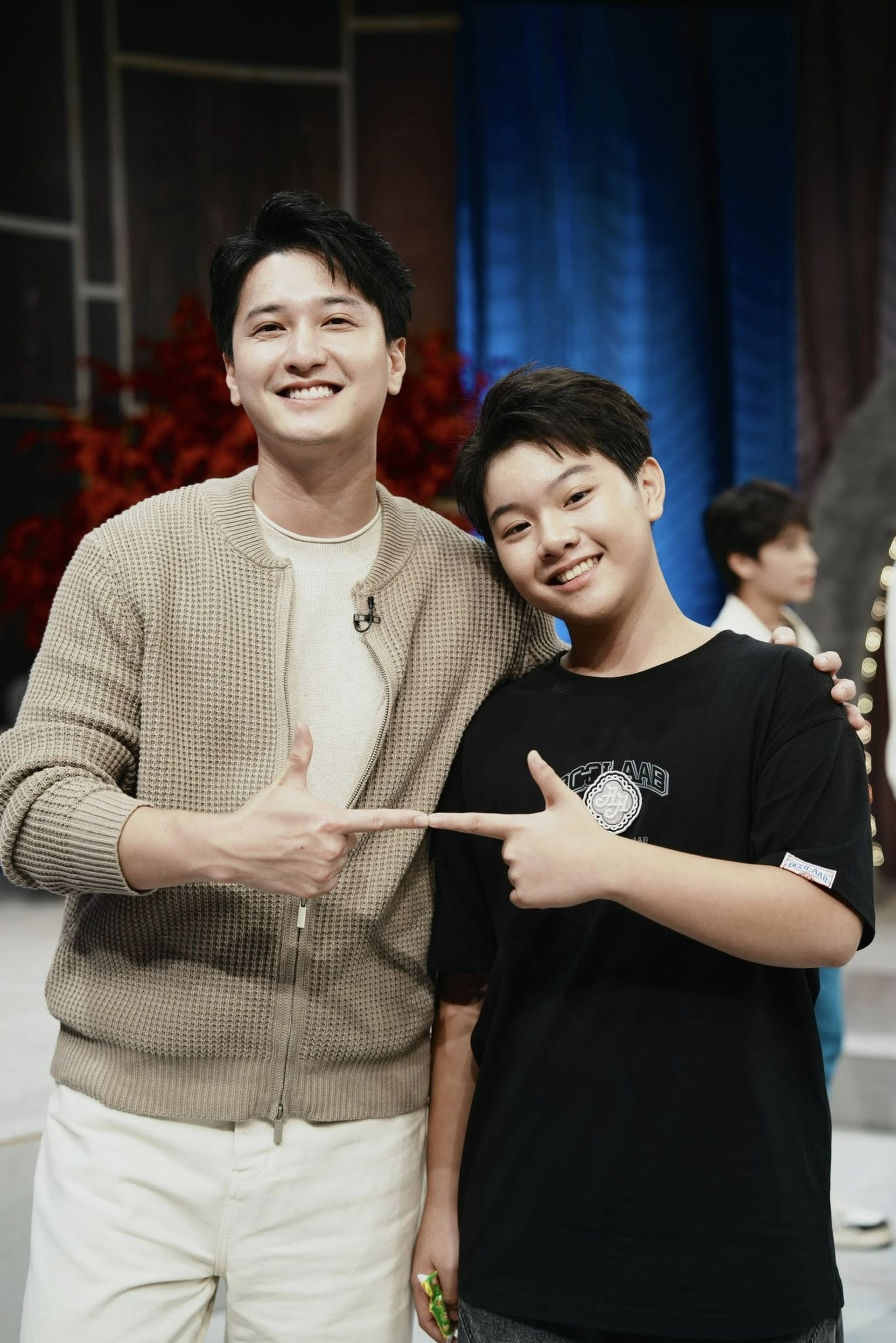 Ba nam diễn viên điển trai, khí chất tổng tài phim giờ vàng VTV - 8 Ba nam diễn viên điển trai, khí chất tổng tài phim giờ vàng VTV - 8