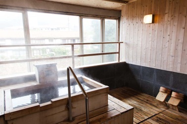 Suối nước nóng làm đẹp da tốt bậc nhất ở Nhật Bản