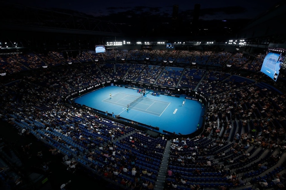 Australian Open: Vượt qua Tsitsipas, Medvedev tranh cúp bạc với Djokovic - 2 Australian Open: Vượt qua Tsitsipas, Medvedev tranh cúp bạc với Djokovic - 2