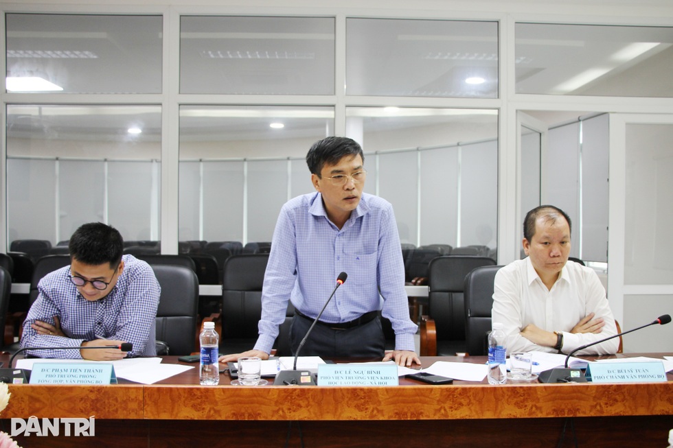 Cần đẩy mạnh chính sách không dùng tiền mặt ở vùng khó khăn - 4