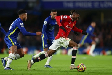 De Gea bất ngờ khen hàng thủ "mơ ngủ" của Man Utd