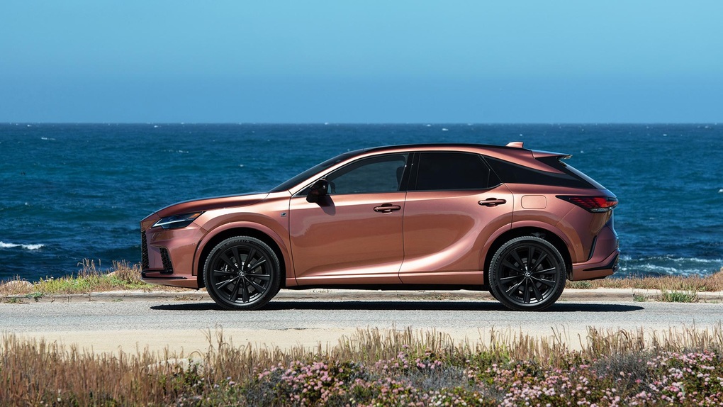 RX - xe bán chạy nhất của Lexus ra mắt phiên bản mới tại Việt Nam - 2 RX - xe bán chạy nhất của Lexus ra mắt phiên bản mới tại Việt Nam - 2