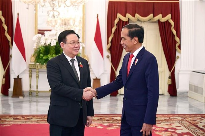 Chủ tịch Quốc hội Vương Đình Huệ hội kiến Tổng thống Indonesia Joko Widodo - 1