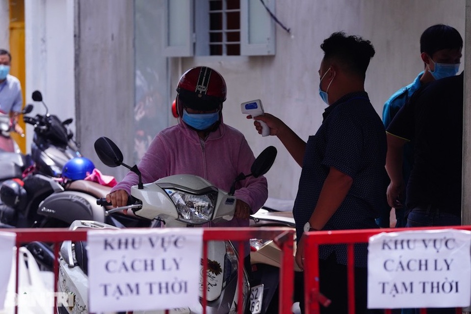 Những địa điểm đang bị phong tỏa vì dịch Covid-19 tại TPHCM - 3 Những địa điểm đang bị phong tỏa vì dịch Covid-19 tại TPHCM - 3