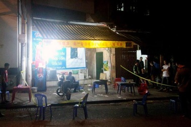 Hà Nội: Can ngăn con đánh nhau, bố tử vong