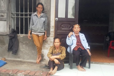 Kỳ lạ: Xóm “ra đường gặp người… điên” ở Ninh Bình