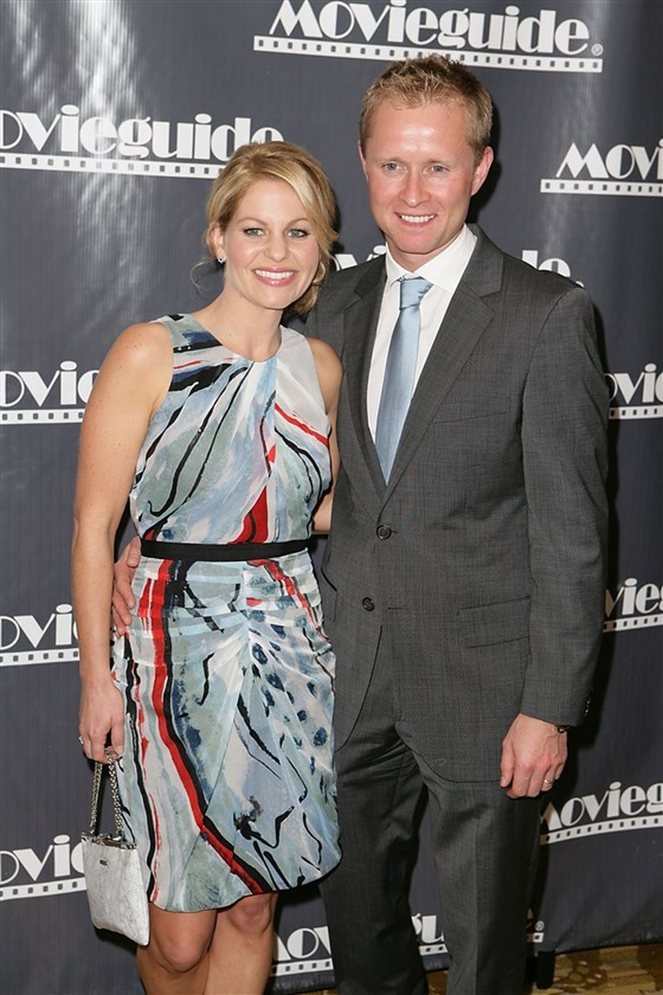Nữ diễn viên Candace Cameron Bure đáp trả chỉ trích về bức ảnh “nhạy cảm” - 1 Nữ diễn viên Candace Cameron Bure đáp trả chỉ trích về bức ảnh “nhạy cảm” - 1