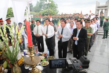 Đón nhận 21 hài cốt liệt sĩ quân tình nguyện, chuyên gia hy sinh tại Lào