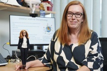 Bà Sarah Gilbert - "bộ óc" đằng sau vắc xin Covid-19 AstraZeneca