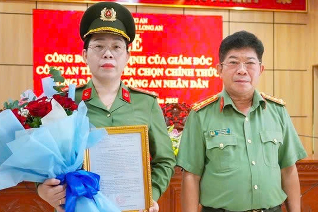 Tuyển dụng em gái của CSGT hy sinh ở Long An vào ngành công an - 1