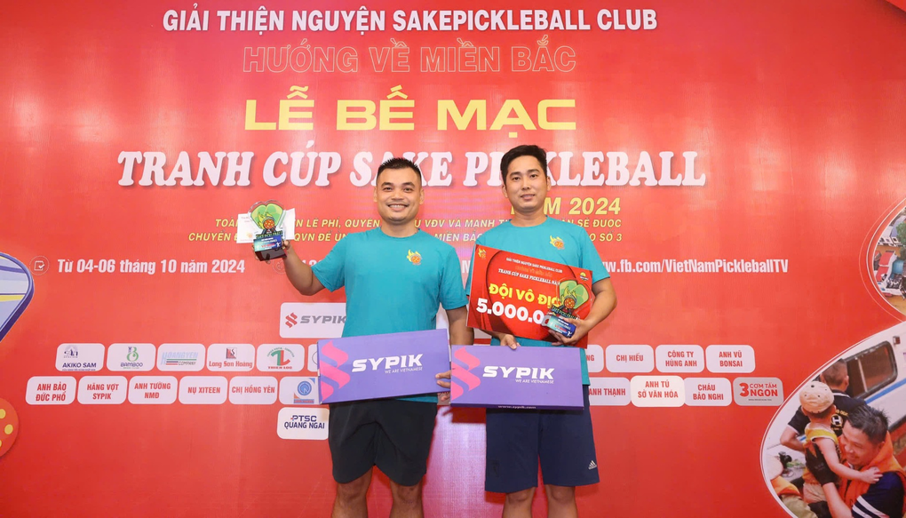Vợt pickleball Sypik Triton Pro được đấu giá 200 triệu đồng - 5 Vợt pickleball Sypik Triton Pro được đấu giá 200 triệu đồng - 5