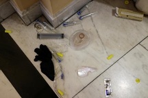 Rác, mảnh mỡ vương vãi khắp tòa nhà quốc hội Mỹ sau bạo loạn