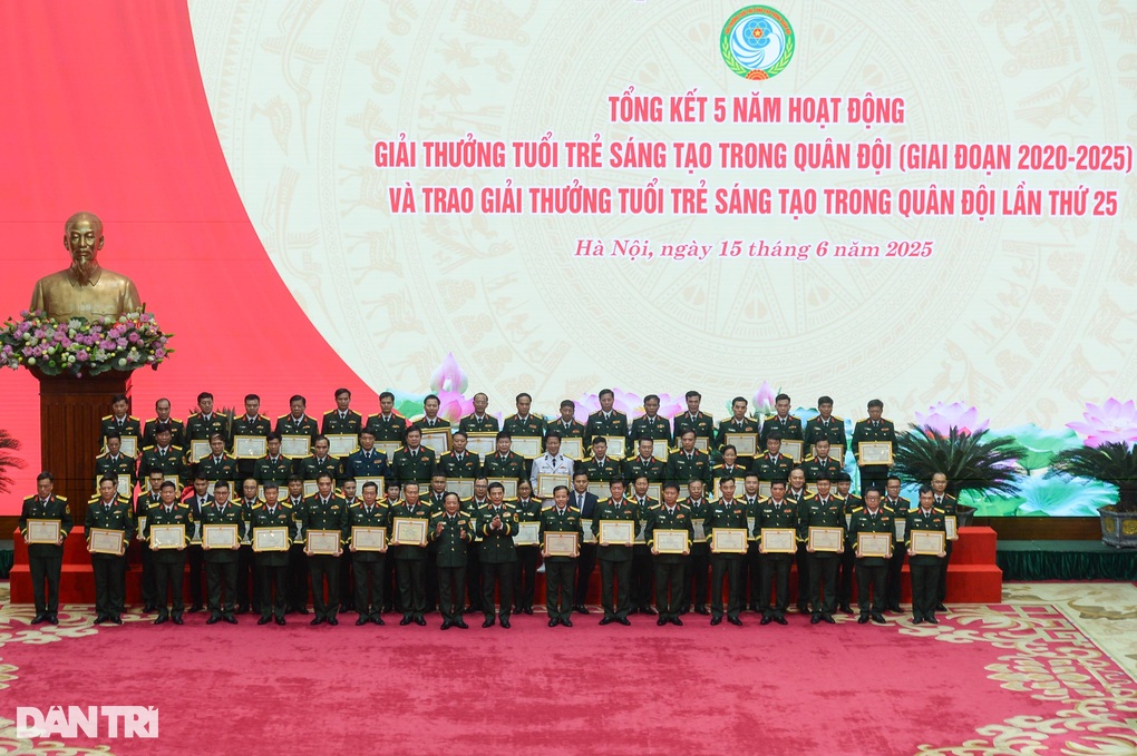 Đại tướng Phan Văn Giang: Từ năm 2025 xây dựng quân đội tinh nhuệ, hiện đại - 3