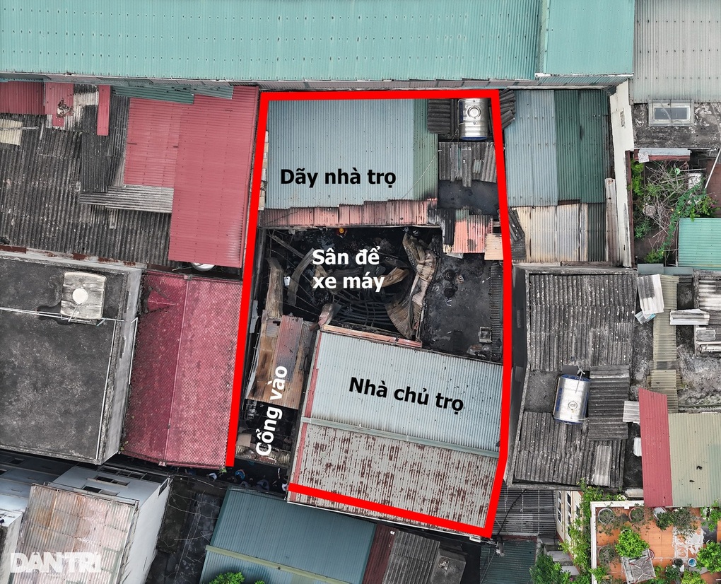 Hiện trạng ngôi nhà ở Trung Kính trước khi xảy ra cháy khiến 14 người chết - 8 Hiện trạng ngôi nhà ở Trung Kính trước khi xảy ra cháy khiến 14 người chết - 8