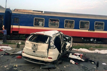 Danh tính nạn nhân vụ tàu hỏa tông ô tô khiến 7 người thương vong