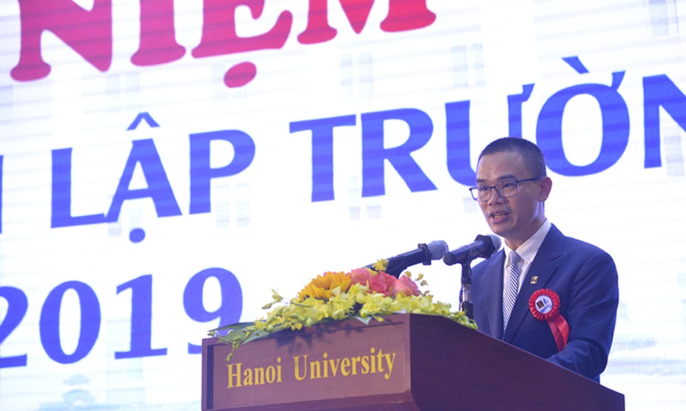 Trường Đại học Hà Nội kỷ niệm 60 năm thành lập - 2 Trường Đại học Hà Nội kỷ niệm 60 năm thành lập - 2