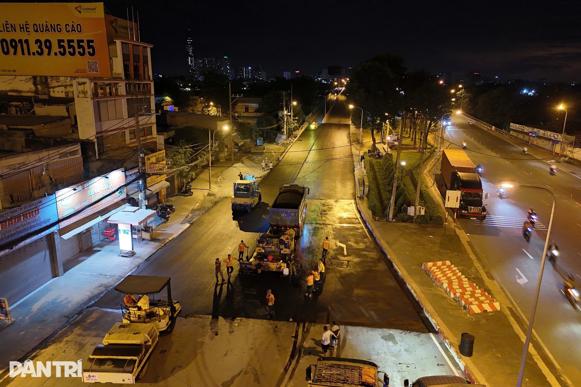 Huy động 12 xe tải thử độ bền cầu Bình Triệu 1 ở TPHCM - 11