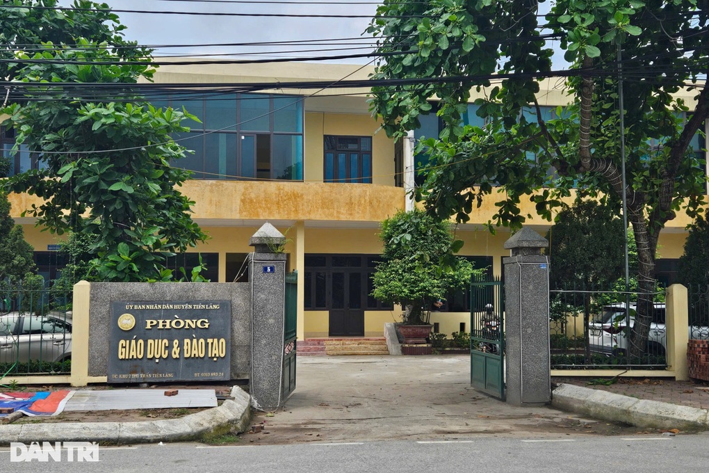 Nữ sinh lớp 7 ở Hải Phòng nghi bị bắt nạt, uống thuốc sâu tử vong - 2 Nữ sinh lớp 7 ở Hải Phòng nghi bị bắt nạt, uống thuốc sâu tử vong - 2